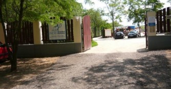 Gr&uuml;&szlig;e von uns